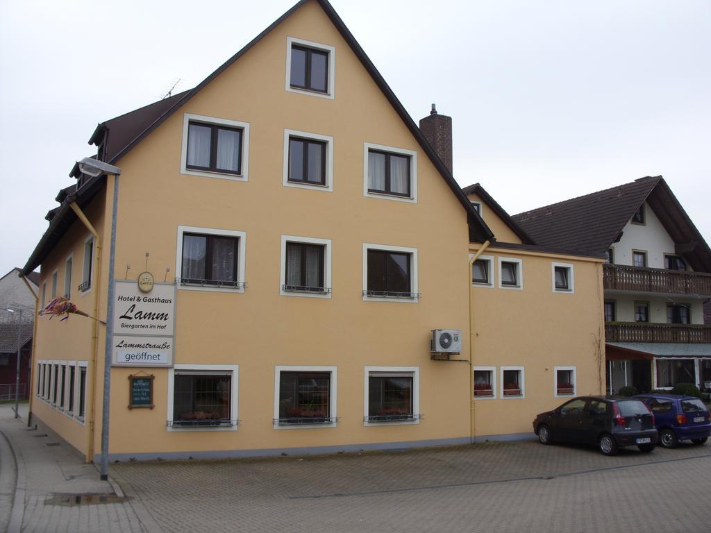 Hotel Gasthaus Zum Lamm Schallstadt Exterior foto